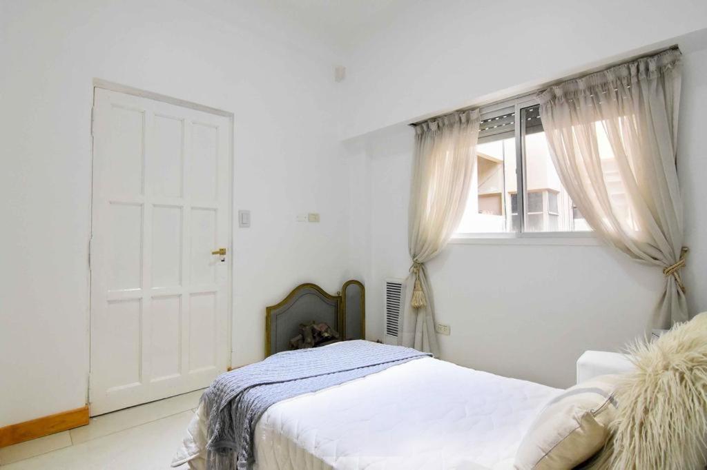 Dpto. En Recoleta: Calido, Proximo Y Confortable Buenos Aires Esterno foto